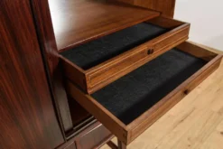 Commode en palissandre du milieu du siècle par E. W. Bach pour Sejling Skabe, Danemark, années 1960.