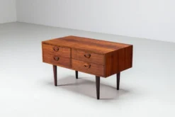 Commode en palissandre Kai Kristiansen Feldballes Danemark 1960
