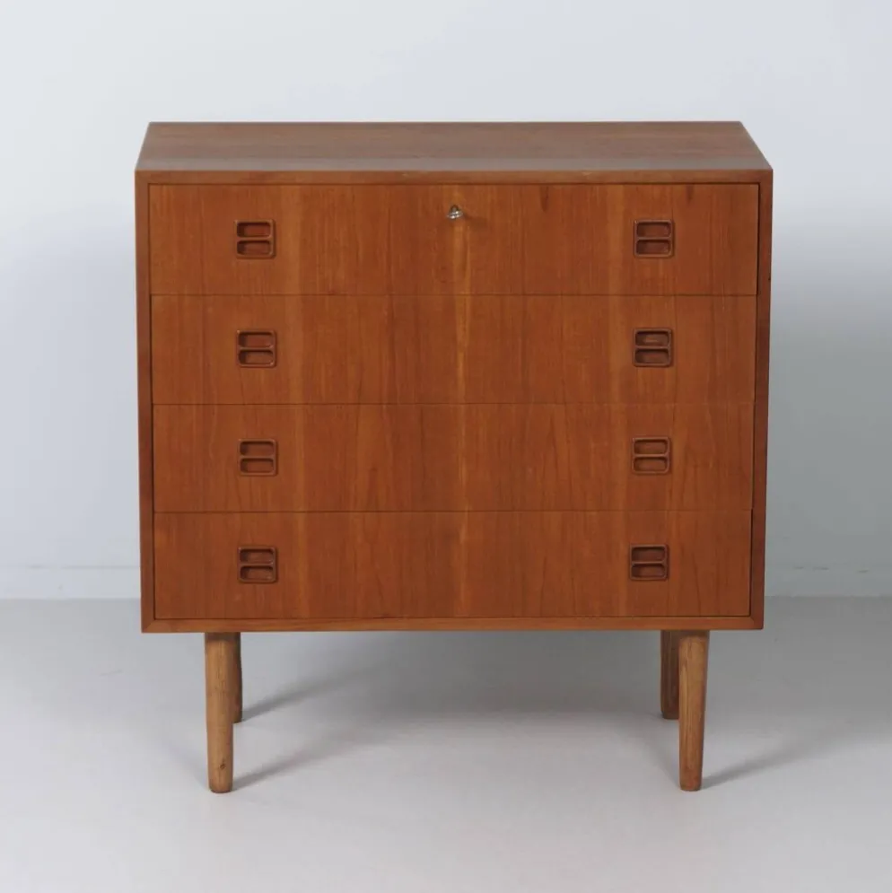 Commode en teck danois, années 1960 – 4 tiroirs, clé et poignées encastrées