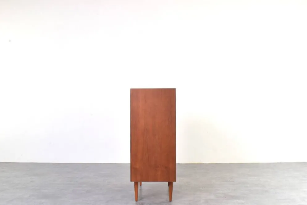 Commode en teck danois des années 1960.