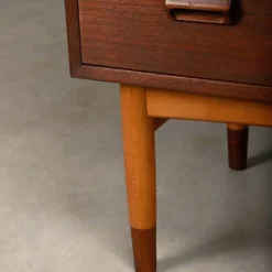 Commode en teck et hêtre de Børge Mogensen, Søborg Møbler