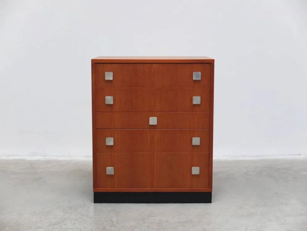 Commode en teck par Alfred Hendrickx pour Belform, années 1960.