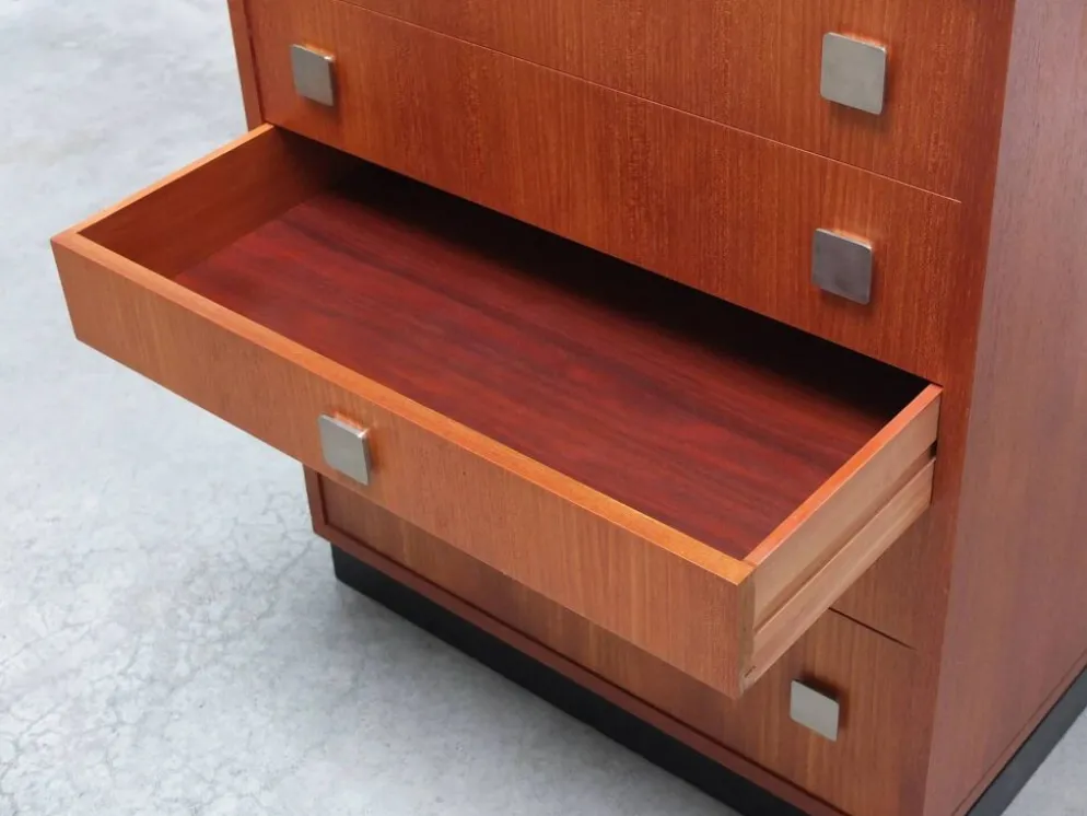 Commode en teck par Alfred Hendrickx pour Belform, années 1960.