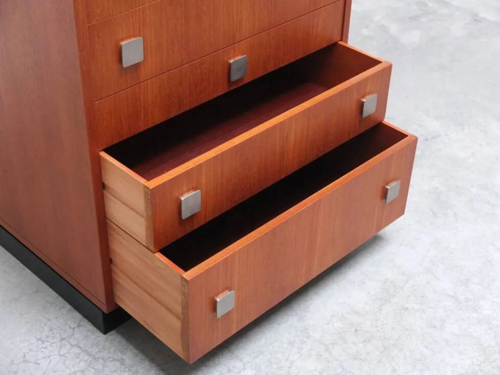 Commode en teck par Alfred Hendrickx pour Belform, années 1960.