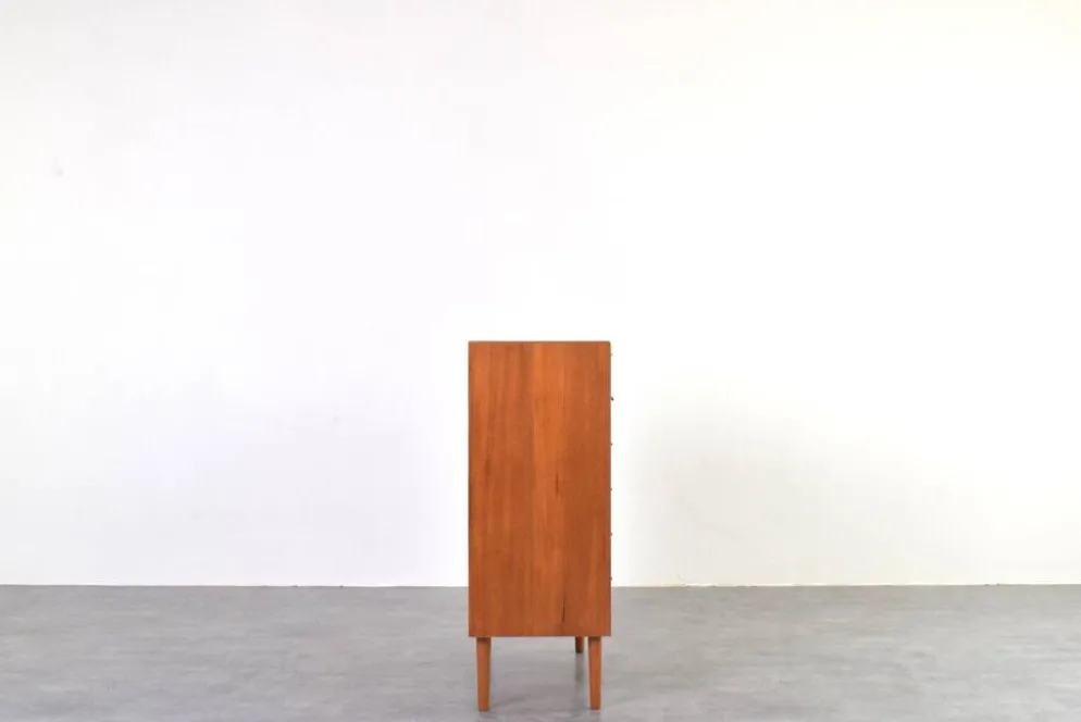 Commode en teck peinte à la main, style Op-Art des années 1960.