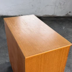 Commode en teck Schreiber, années 1970
