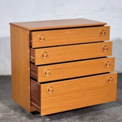 Commode en teck Schreiber, années 1970