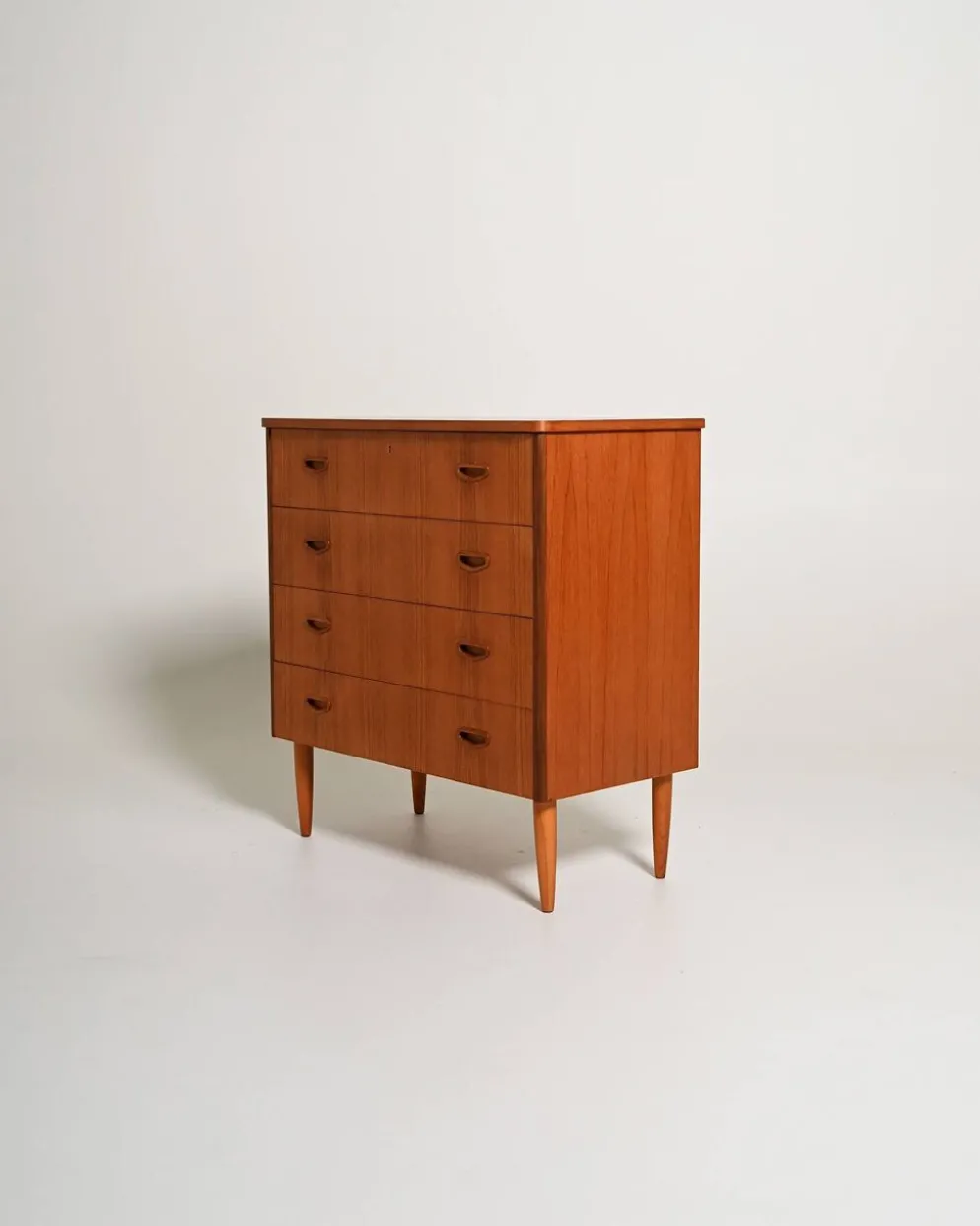 Commode en teck suédois, années 1950