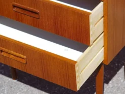 Commode en teck vintage danoise des années 1960