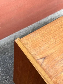 Commode en teck vintage danois / table de nuit, moderne du milieu du siècle, 1960