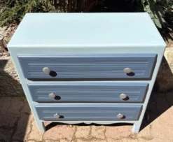 Commode, esprit bord de mer, chic et joyeux, vintage, années 50 / 60