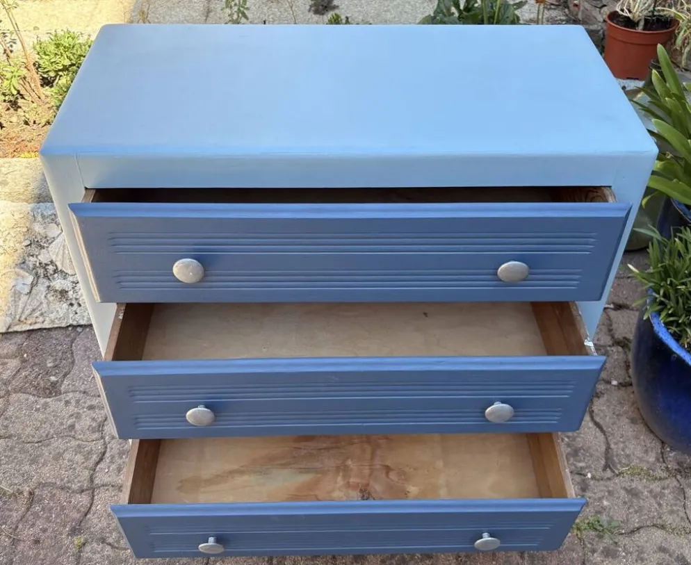 Commode, esprit bord de mer, chic et joyeux, vintage, années 50 / 60