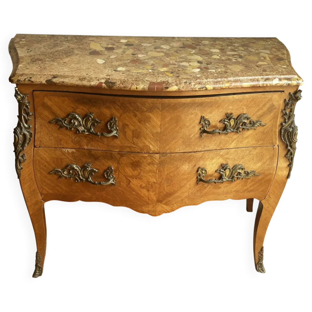 Commode galbée marquetée style Louis XV – plateau marbre- 19 e siècle
