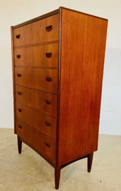 Commode haute en teck danois vintage des années 1960
