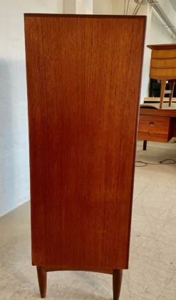 Commode haute en teck danois vintage des années 1960