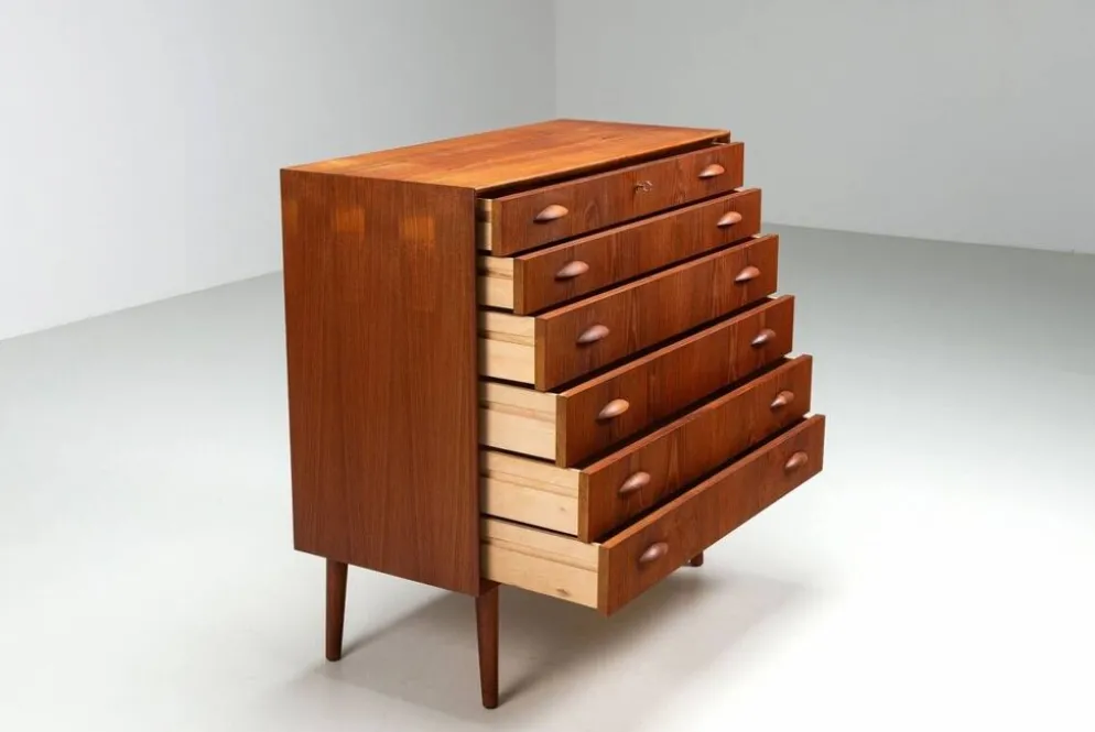 Commode Johannes Sorth en teck Nexo Mobelfabrik Danemark 1960