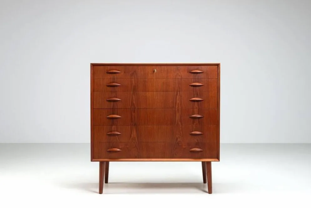 Commode Johannes Sorth en teck Nexo Mobelfabrik Danemark 1960