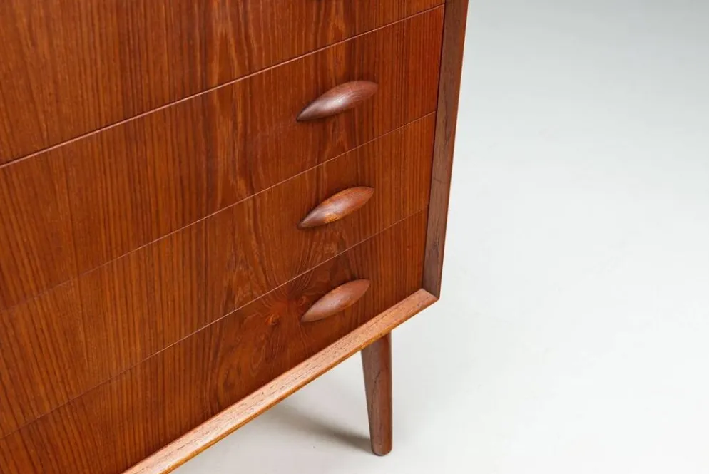 Commode Johannes Sorth en teck Nexo Mobelfabrik Danemark 1960