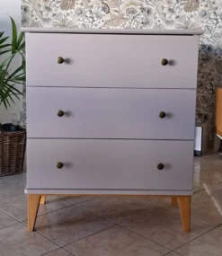 Commode khol