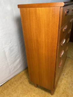 Commode large en teck rétro vintage des années 60 par GPlan danois.