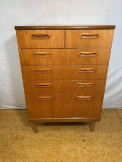 Commode large en teck rétro vintage des années 60 par GPlan danois.