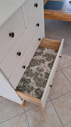 Commode lin
