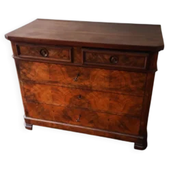 Commode Louis-Philippe en loupe de noyer, XIXe siècle