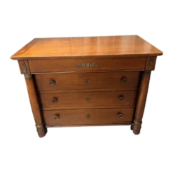 Commode Louis-Philippe en merisier – 4 tiroirs