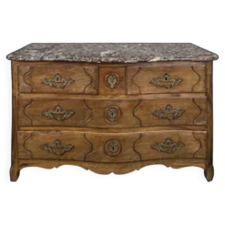Commode Louis XV galbée en noyer dessus marbre XVIIIe