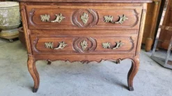 Commode louis xv 2 tiroirs en chene clair du xviii ème siecle ref je