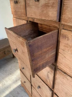 Commode, meuble de mercerie, de métier vintage