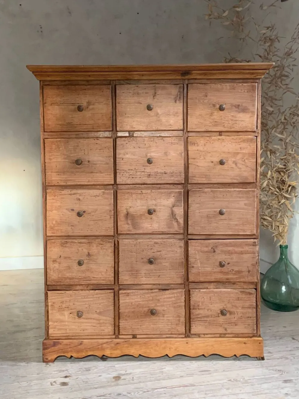 Commode, meuble de mercerie, de métier vintage