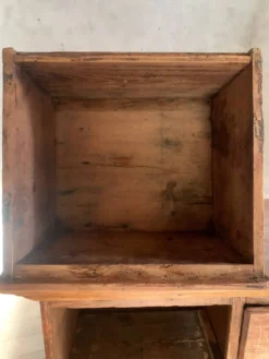 Commode, meuble de mercerie, de métier vintage