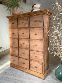 Commode, meuble de mercerie, de métier vintage