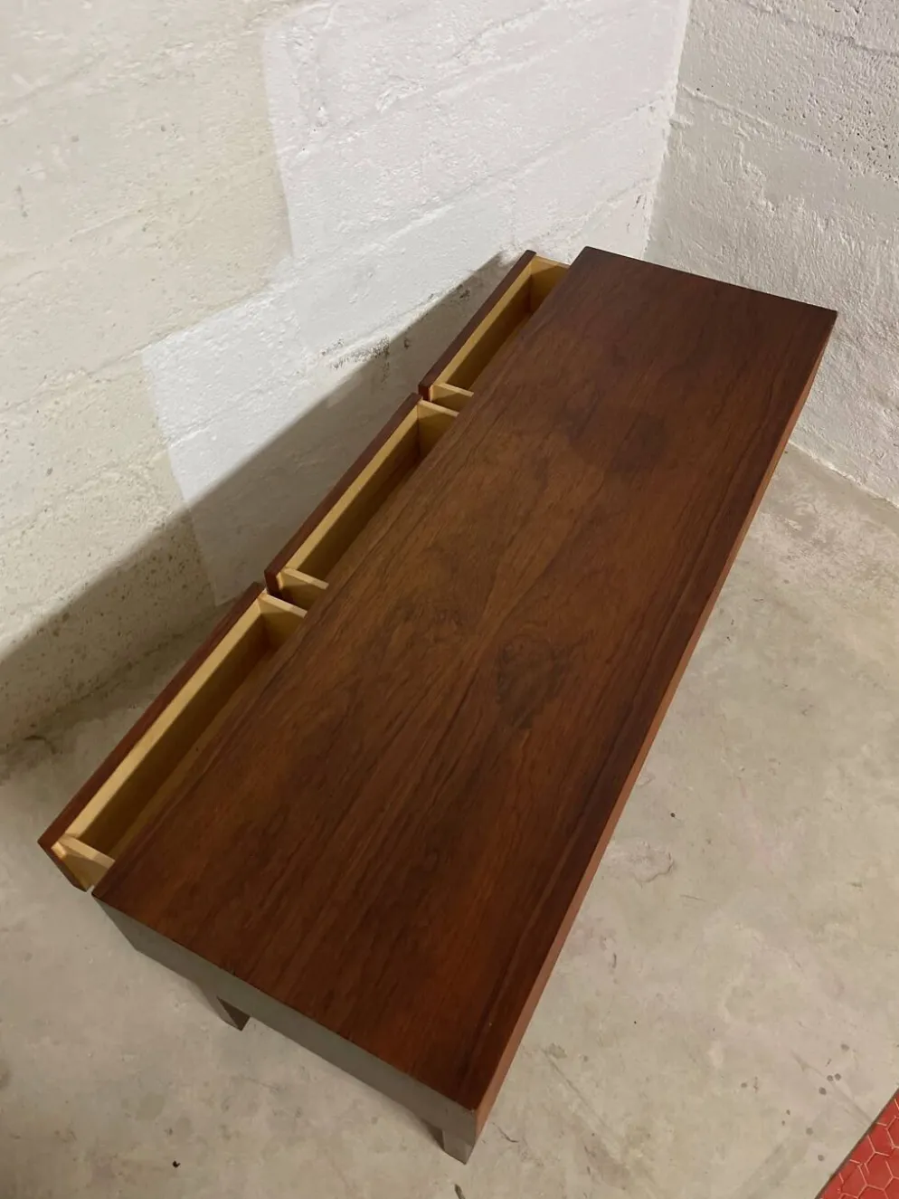 Commode / meuble d’entrée scandinave suédois Ateljé Glas & Trä – GT 6890 –