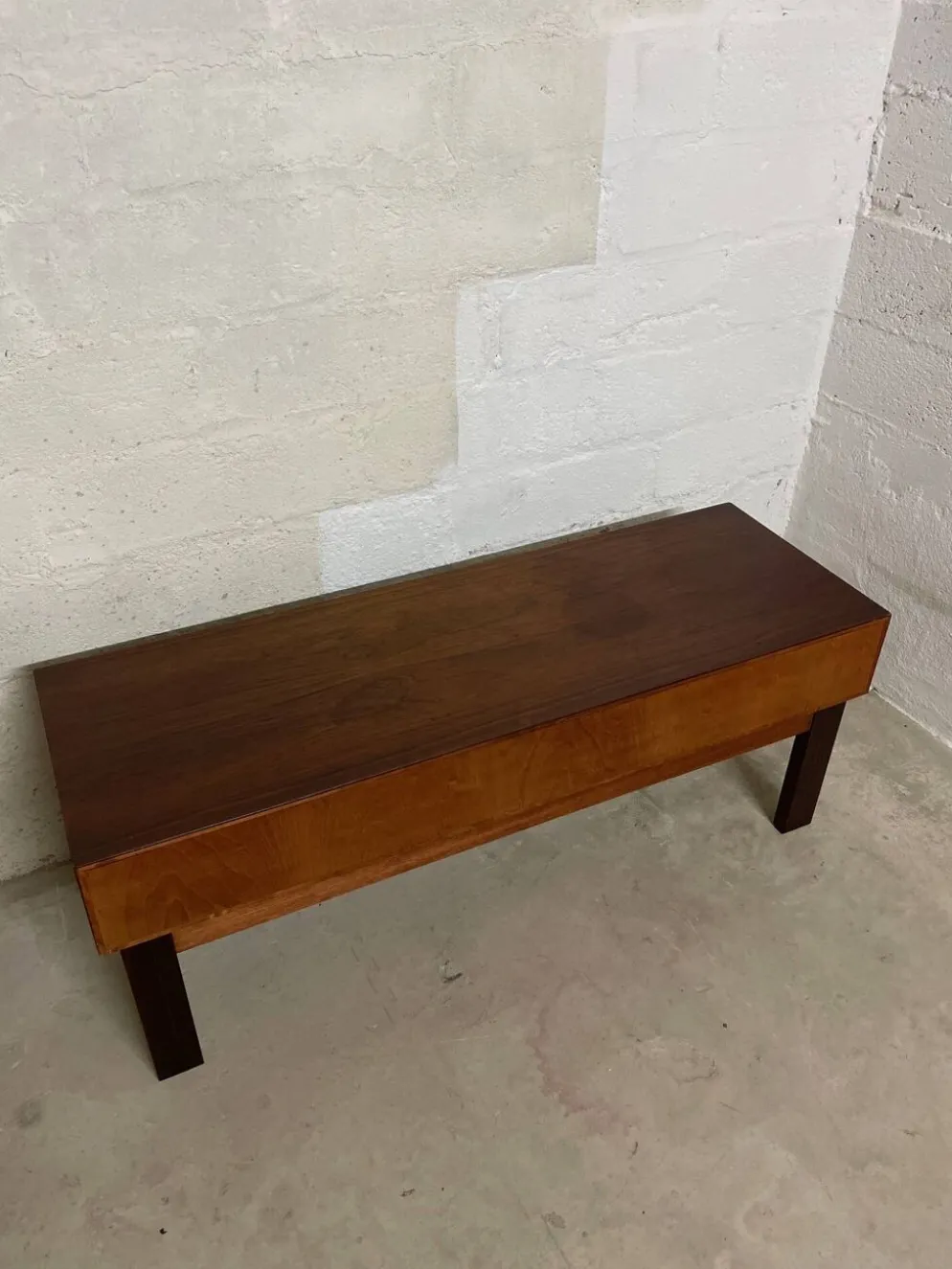 Commode / meuble d’entrée scandinave suédois Ateljé Glas & Trä – GT 6890 –