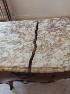 Commode plus table de chevet style louis xv