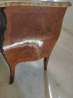 Commode plus table de chevet style louis xv