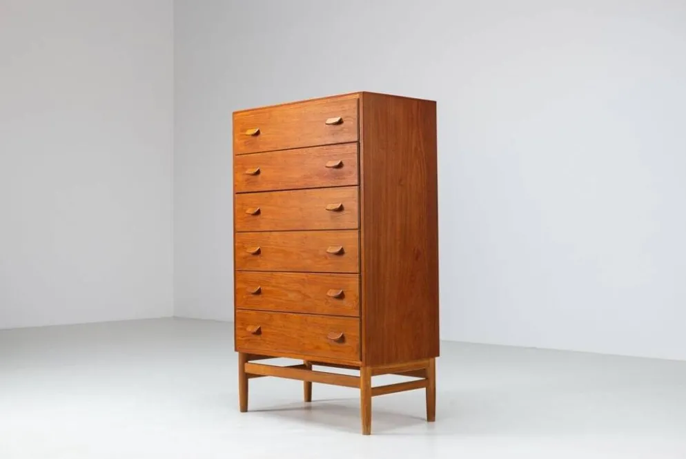 Commode Poul M. Volther modèle F17 en teck et chêne FDB Møbler Danemark 1960