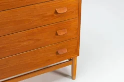 Commode Poul M. Volther modèle F17 en teck et chêne FDB Møbler Danemark 1960