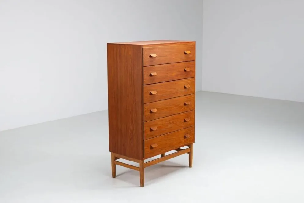 Commode Poul M. Volther modèle F17 en teck et chêne FDB Møbler Danemark 1960