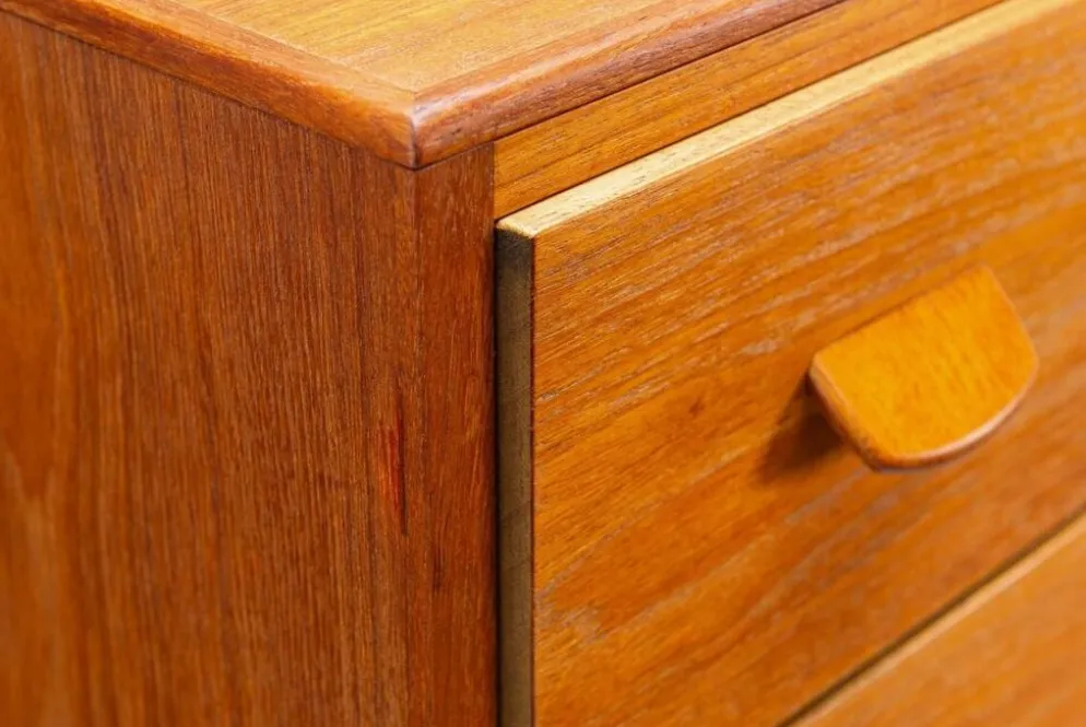 Commode Poul M. Volther modèle F17 en teck et chêne FDB Møbler Danemark 1960