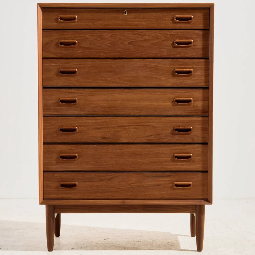 Commode restaurée en teck avec sept tiroirs