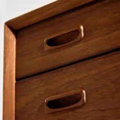 Commode restaurée en teck avec sept tiroirs