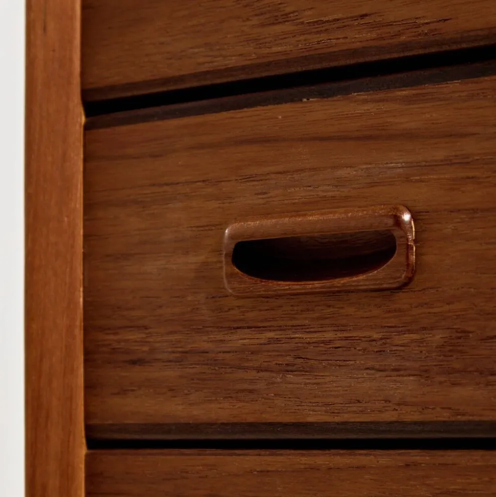 Commode restaurée en teck avec sept tiroirs