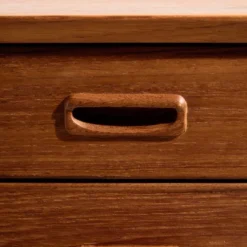 Commode restaurée en teck avec sept tiroirs