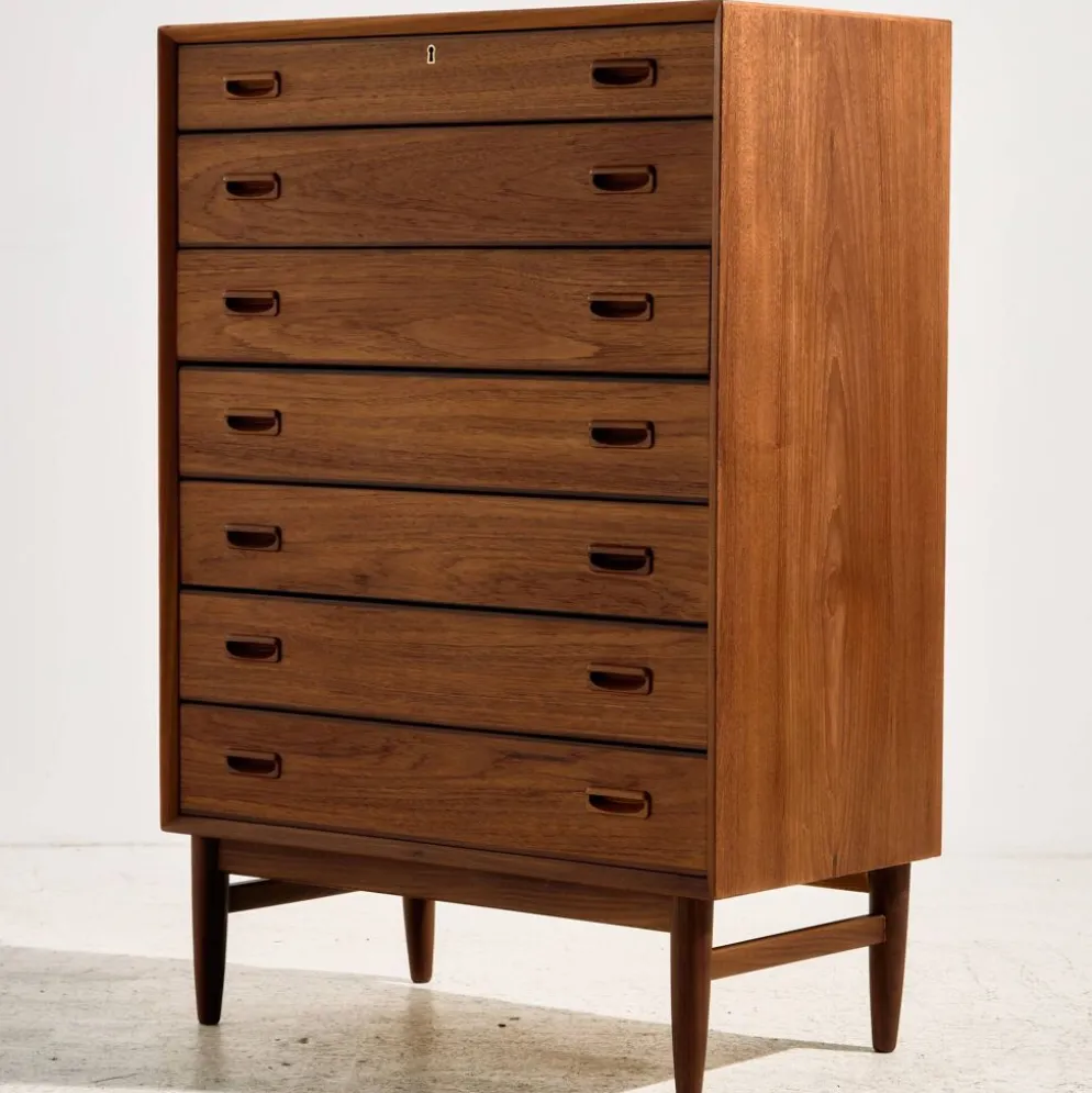 Commode restaurée en teck avec sept tiroirs