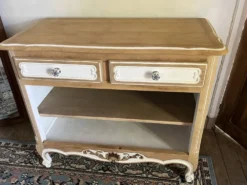 Commode rénovée