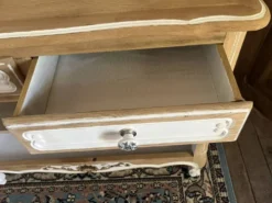 Commode rénovée