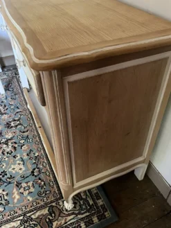 Commode rénovée